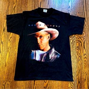 Authentic Original Garth Brooks 1990’s “g tour” shirt - Size L